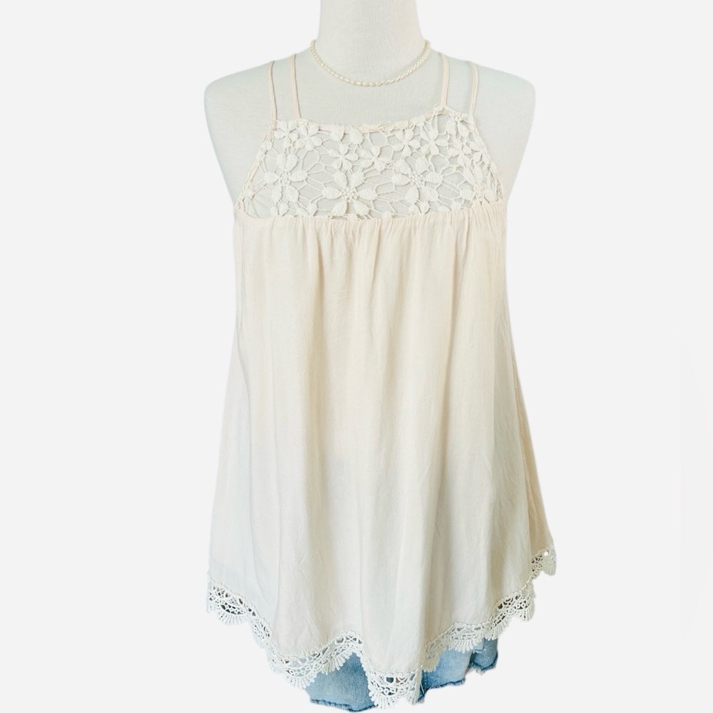 APEACH -Chic Lace-Trimmed Women's Tank Top